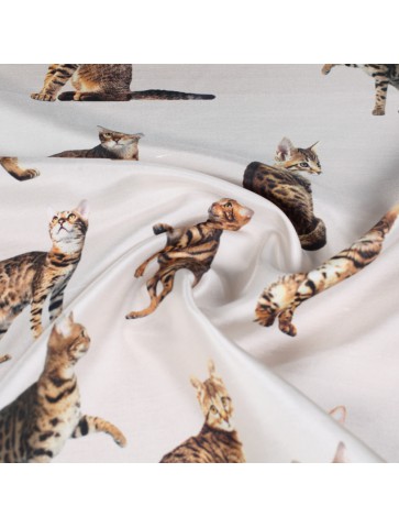 Silk with cats