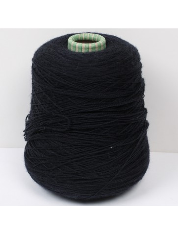 100% vilna (700 m/100 g)